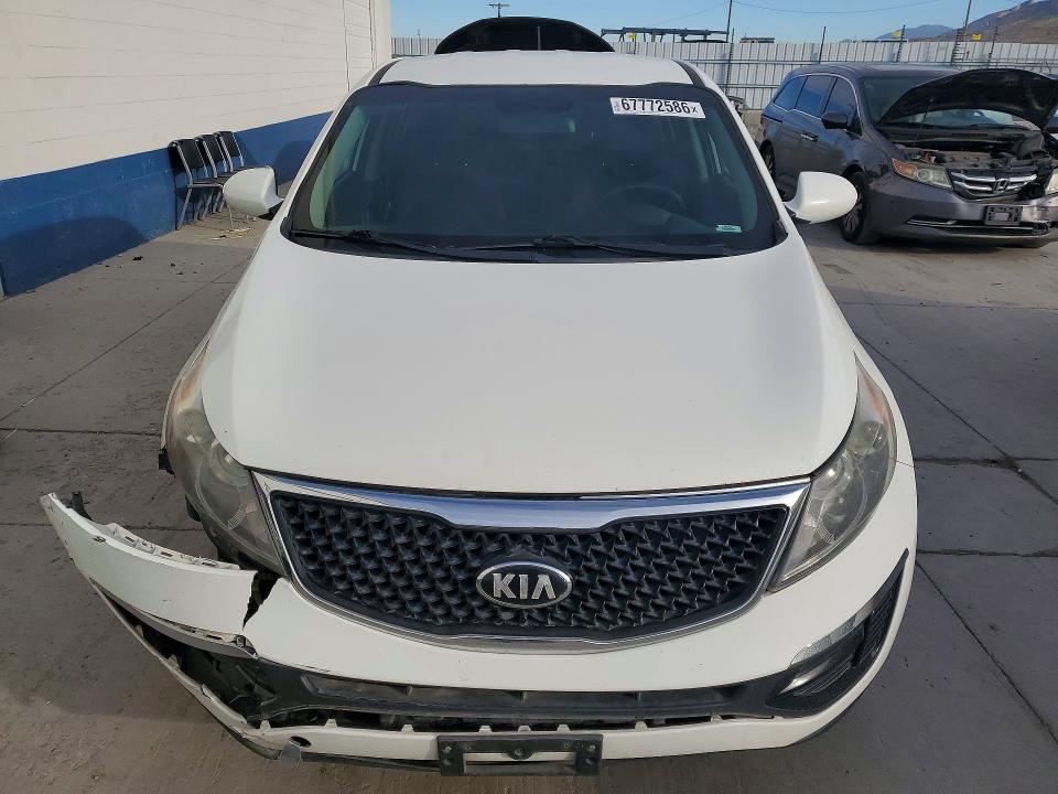 67772586 :رقم المزاد ، KNDPBCAC9G7876991 vin ، 2016 Kia Sportage مزاد بيع