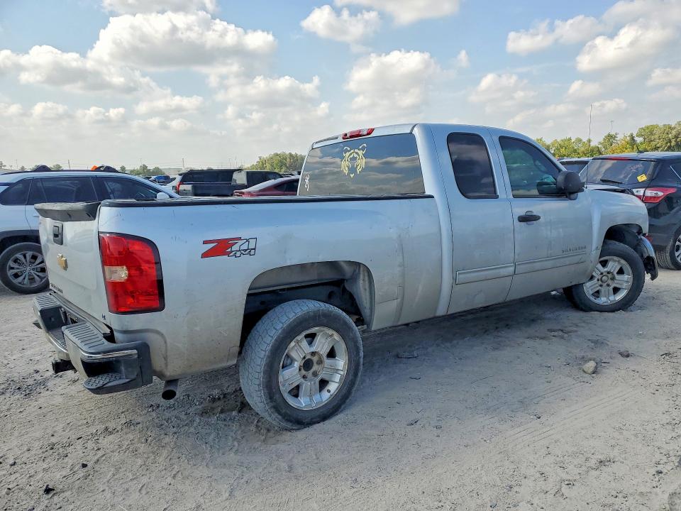 69915846 :رقم المزاد ، 1GCRKSE74DZ341566 vin ، 2013 Chevrolet Silverado مزاد بيع