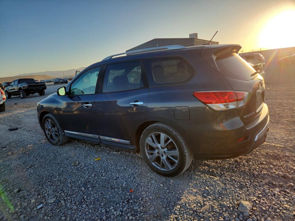 68883676 :رقم المزاد ، 5N1AR2MM1EC631263 vin ، 2014 Nissan Pathfinder مزاد بيع