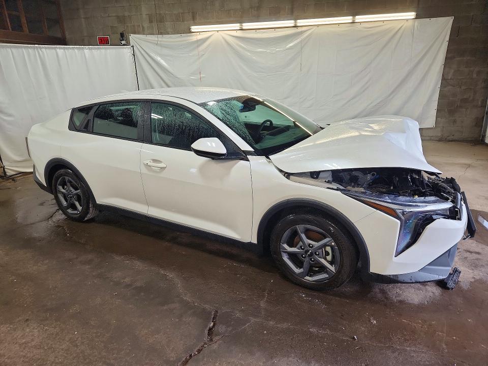 2026 Kia K4 მანქანა იყიდება აუქციონზე, vin: 3KPFT4DE2TE291305, აუქციონის ნომერი: 68218176