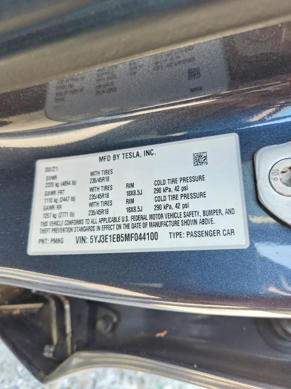 69413556 :رقم المزاد ، 5YJ3E1EB5MF044100 vin ، 2021 Tesla Model 3 مزاد بيع