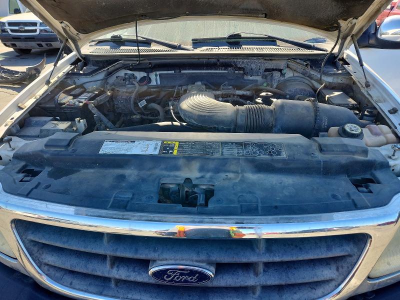 70877436 :رقم المزاد ، 1FTRX17L42NA70504 vin ، 2002 Ford F150 مزاد بيع