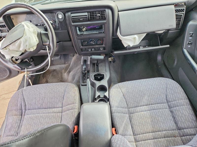 Aukcja sprzedaży 2000 Jeep Cherokee, vin: 1J4FF48S0YL155965, numer aukcji: 70072036