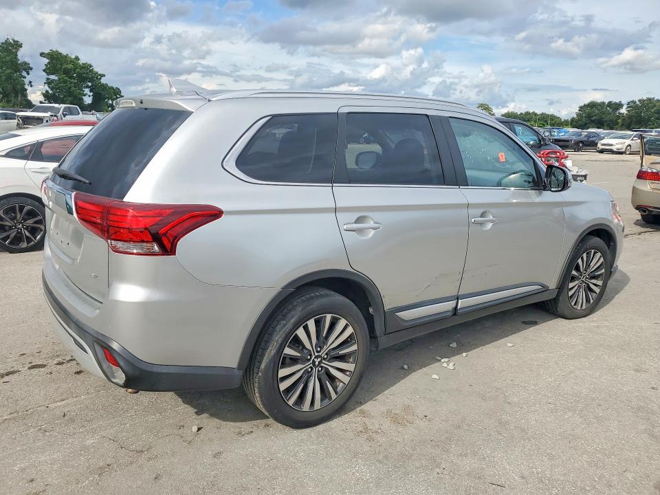 Продажа на аукционе авто 2020 Mitsubishi Outlander, vin: JA4AD3A38LZ019716, номер лота: 67869106