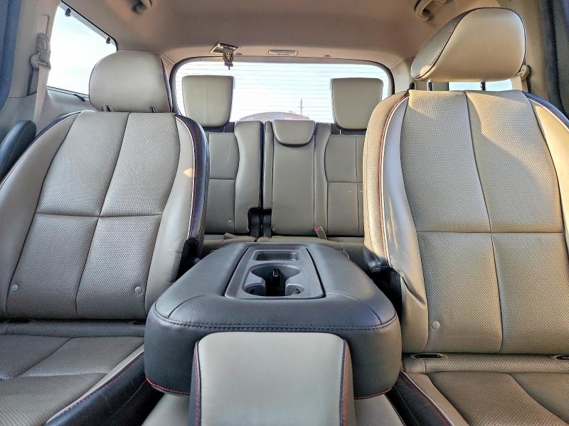 67234196 :رقم المزاد ، KNDMB5C14H6284397 vin ، 2017 Kia Sedona مزاد بيع