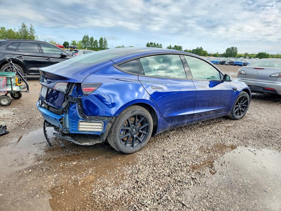 2022 Tesla Model 3 მანქანა იყიდება აუქციონზე, vin: 5YJ3E1EA7NF356394, აუქციონის ნომერი: 66003486