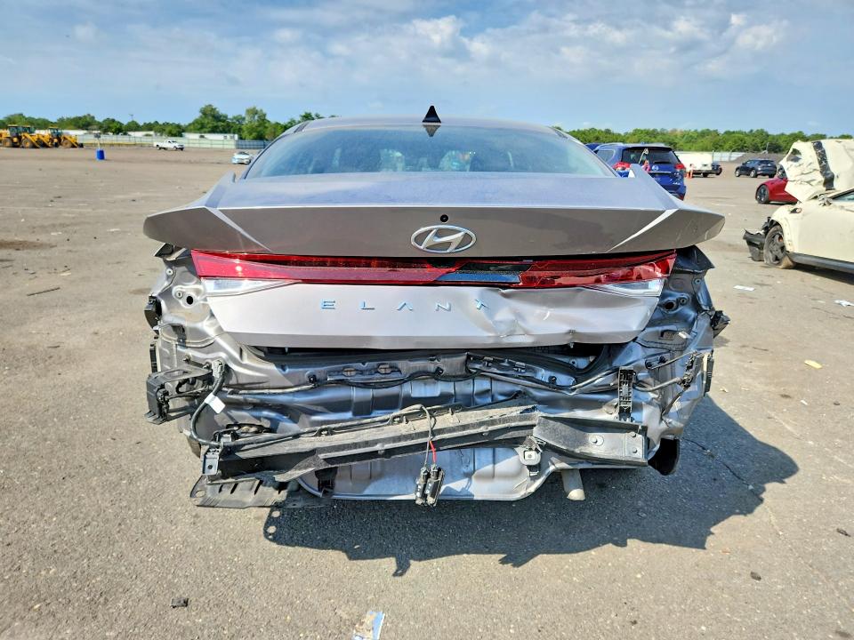 2022 Hyundai Elantra მანქანა იყიდება აუქციონზე, vin: KMHLM4AGXNU316120, აუქციონის ნომერი: 68240526