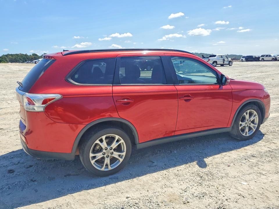 68129886 :رقم المزاد ، JA4AD3A33FZ004450 vin ، 2015 Mitsubishi Outlander مزاد بيع