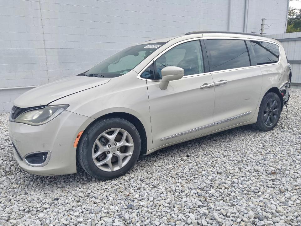 68505436 :رقم المزاد ، 2C4RC1BG9HR552726 vin ، 2017 Chrysler Pacifica مزاد بيع