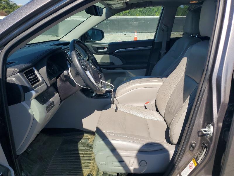 67971256 :رقم المزاد ، 5TDDZRFH4JS496279 vin ، 2018 Toyota Highlander مزاد بيع