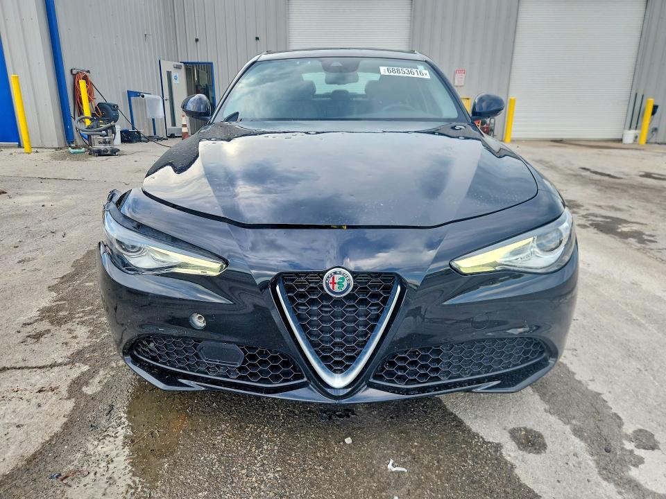 68853616 :رقم المزاد ، ZARFANAN8L7624807 vin ، 2020 Alfa Romeo Giulia مزاد بيع