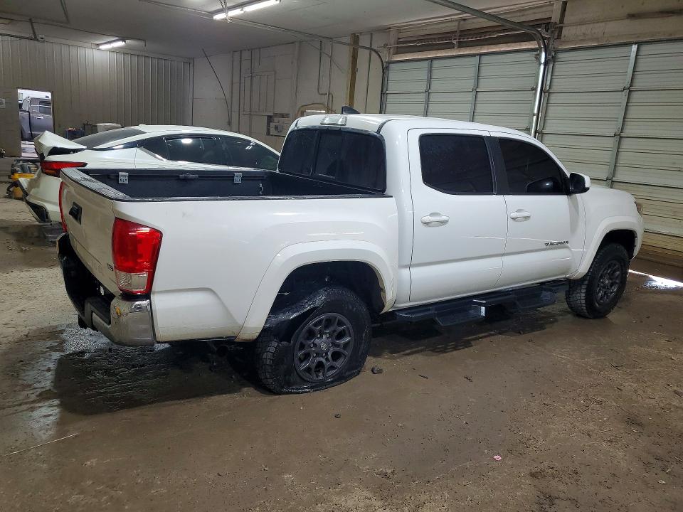 Aukcja sprzedaży 2017 Toyota Tacoma, vin: 3TMCZ5AN8HM111172, numer aukcji: 68714936