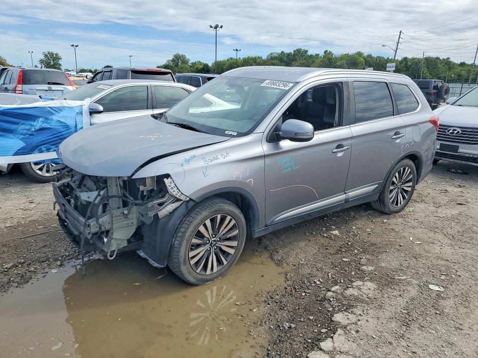 2019 Mitsubishi Outlander მანქანა იყიდება აუქციონზე, vin: JA4AD3A38KZ018967, აუქციონის ნომერი: 69903296
