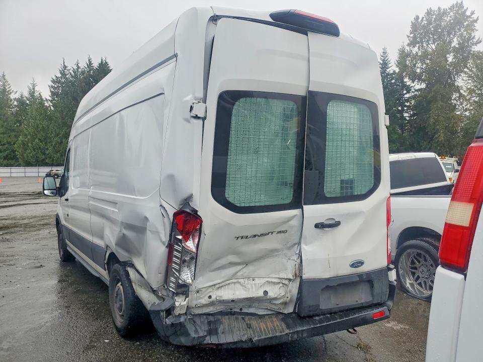 70472776 :رقم المزاد ، 1FTBW3X88MKA10886 vin ، 2021 Ford Transit مزاد بيع
