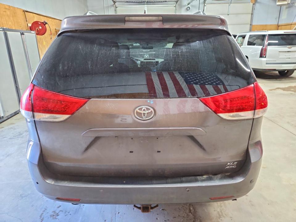 Aukcja sprzedaży 2011 Toyota Sienna, vin: 5TDDK3DC1BS007198, numer aukcji: 67504806