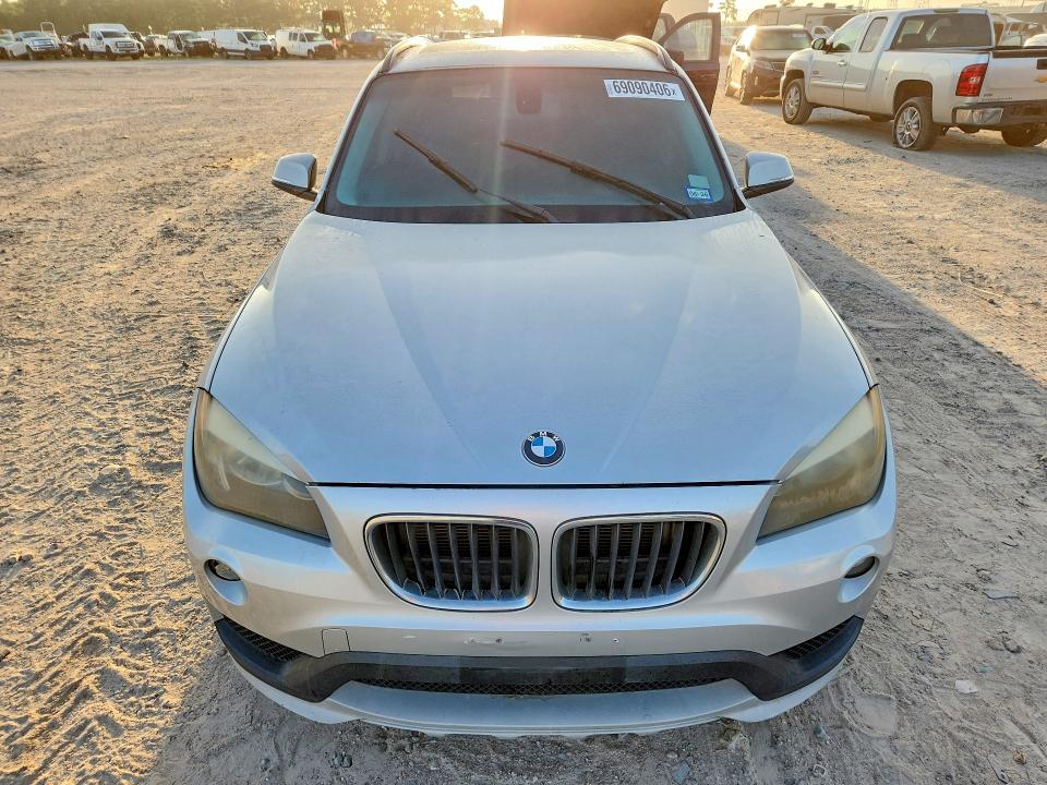 2015 Bmw X1 მანქანა იყიდება აუქციონზე, vin: WBAVM1C51FV314885        , აუქციონის ნომერი: 69090406