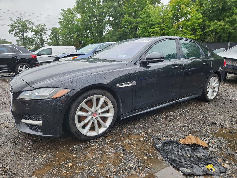 Auction sale of the 2017 Jaguar Xf, vin: SAJBL4BV9HCY35106, lot number: 68898916