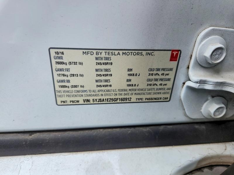70421886 :رقم المزاد ، 5YJSA1E25GF160912 vin ، 2016 Tesla Model S مزاد بيع