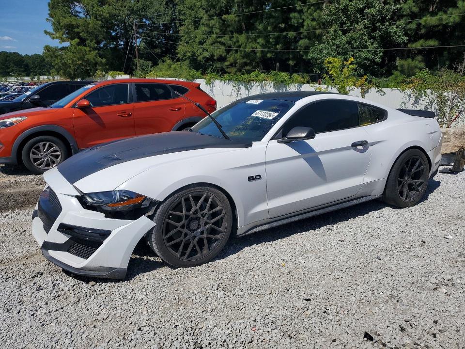 67772206 :رقم المزاد ، 1FA6P8CF6K5192508 vin ، 2019 Ford Mustang مزاد بيع