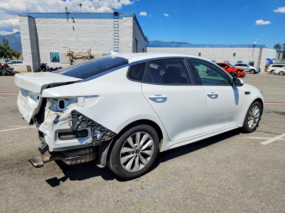 Продажа на аукционе авто 2018 Kia Optima, vin: 5XXGT4L31JG271667, номер лота: 68058216