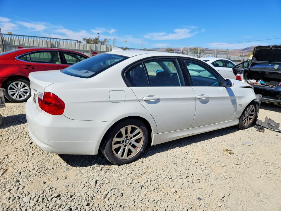 Продажа на аукционе авто 2007 Bmw 328, vin: WBAVA33557P140037, номер лота: 68692646
