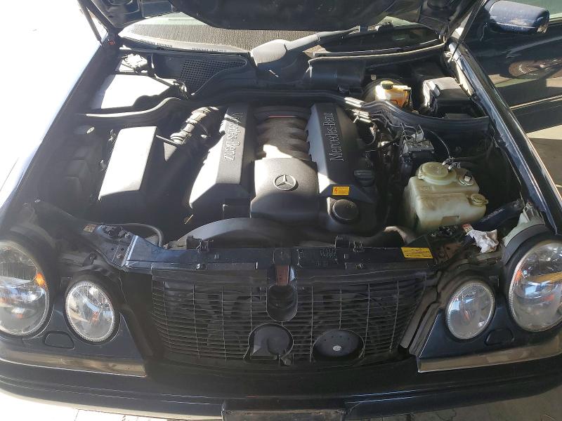70939186 :رقم المزاد ، WDBJF70H5XA897918 vin ، 1999 Mercedes-benz E مزاد بيع