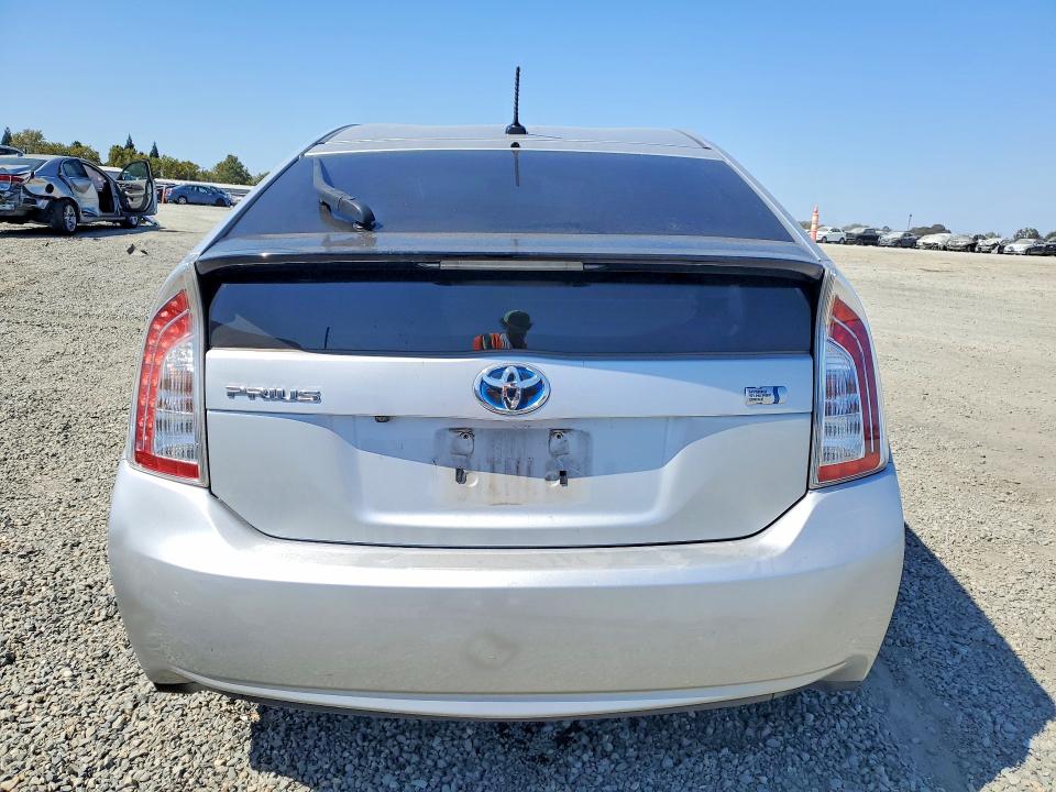 70138466 :رقم المزاد ، JTDKN3DU5F0450390 vin ، 2015 Toyota Prius مزاد بيع