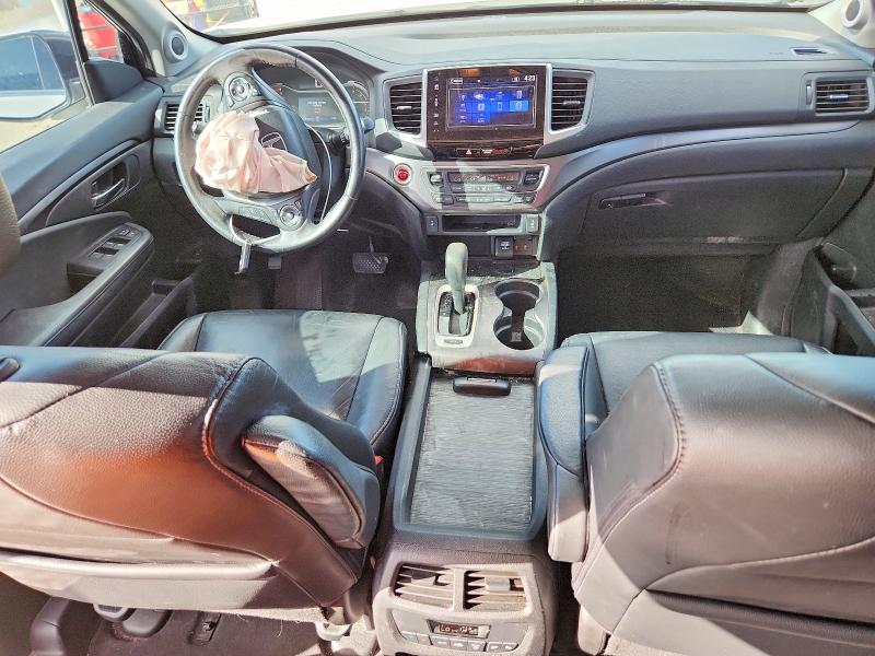 70097326 :رقم المزاد ، 5FNYF5H64HB004427 vin ، 2017 Honda Pilot مزاد بيع