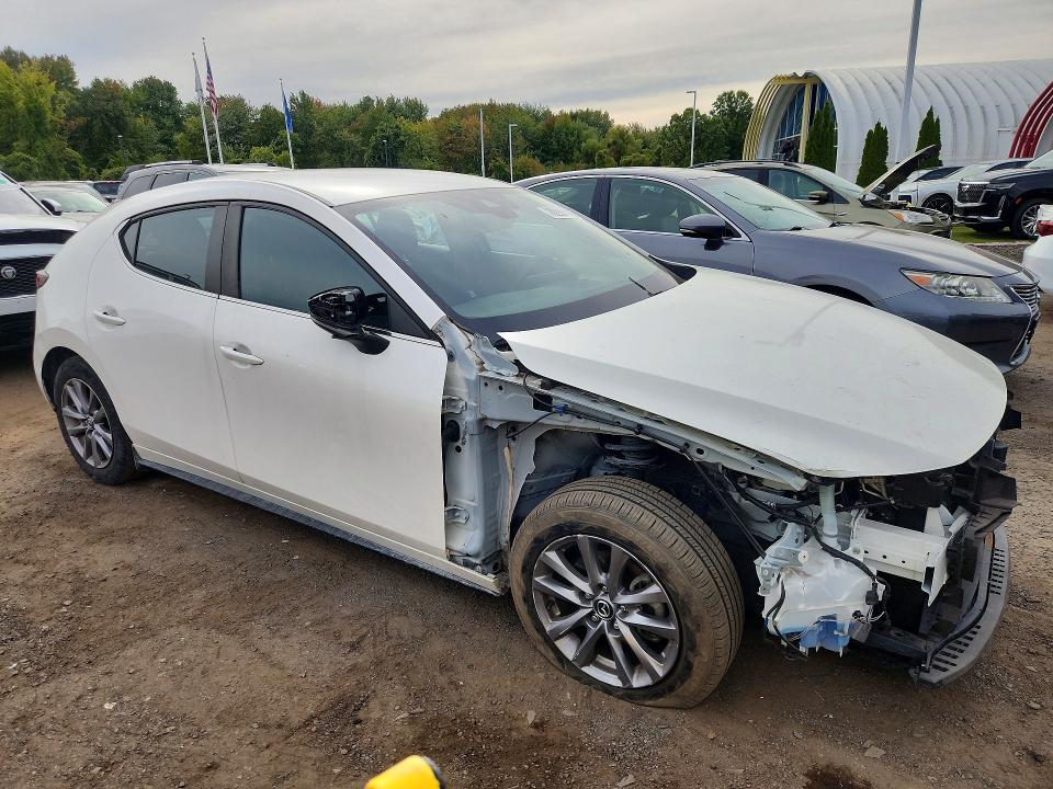 70280436 :رقم المزاد ، JM1BPAJL2N1509835 vin ، 2022 Mazda 3 مزاد بيع