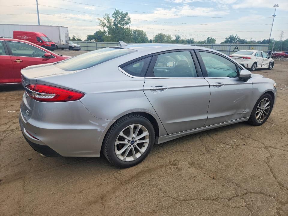 2020 Ford Fusion მანქანა იყიდება აუქციონზე, vin: 3FA6P0HD9LR186922, აუქციონის ნომერი: 67106356