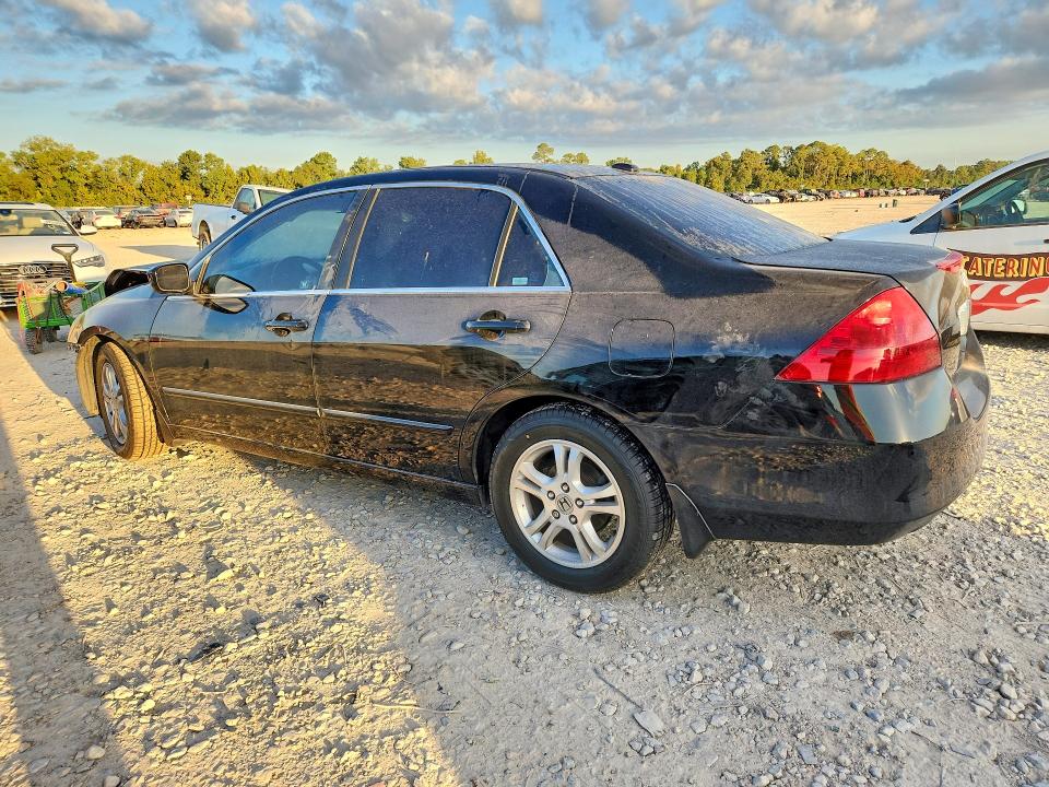 2007 Honda Accord მანქანა იყიდება აუქციონზე, vin: 1HGCM56827A158440, აუქციონის ნომერი: 68542856