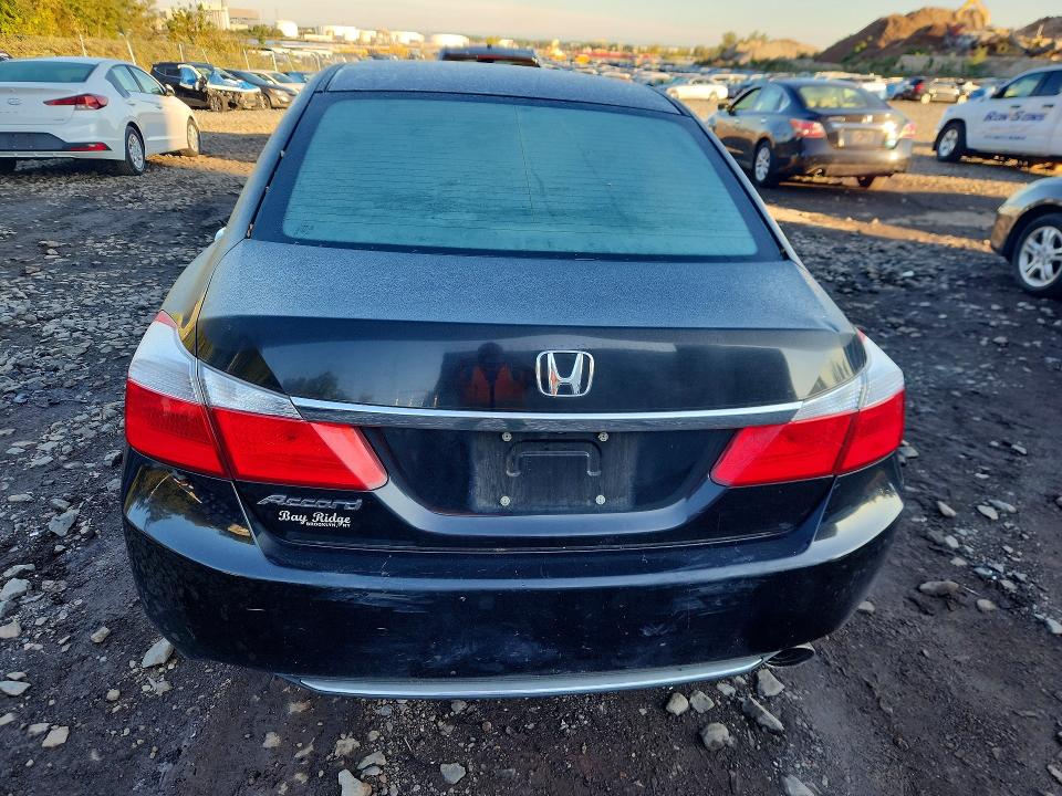 2015 Honda Accord მანქანა იყიდება აუქციონზე, vin: 1HGCR2F33FA197220, აუქციონის ნომერი: 70951746