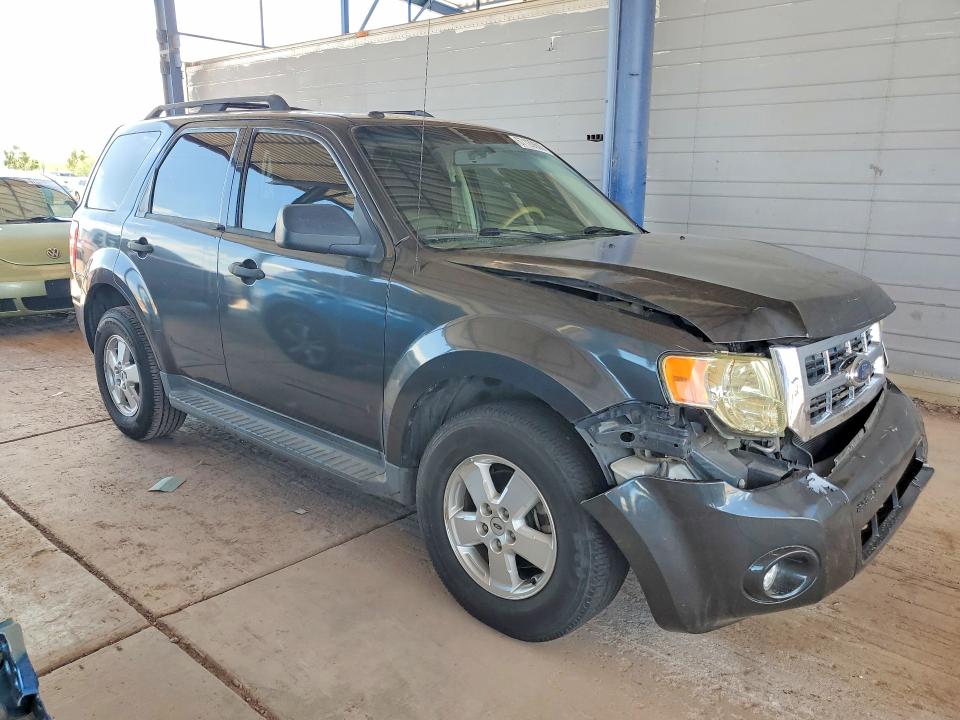67120606 :رقم المزاد ، 1FMCU03G59KC57646 vin ، 2009 Ford Escape مزاد بيع