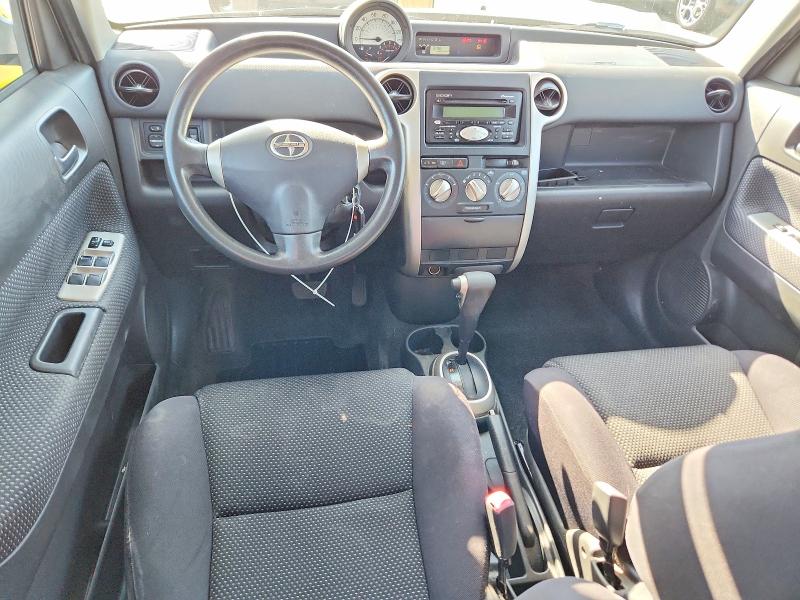 69833066 :رقم المزاد ، JTLKT324X50170234 vin ، 2005 Scion Xb مزاد بيع