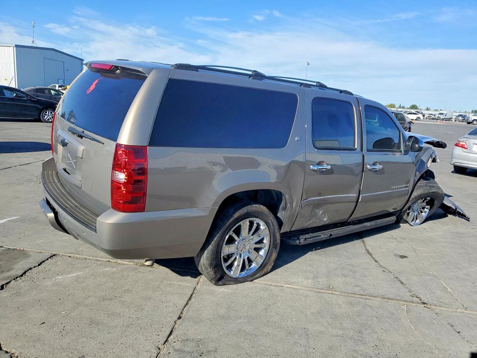 Продаж на аукціоні авто 2007 Chevrolet Suburban, vin: 1GNFC16J57R221453, номер лоту: 70441316