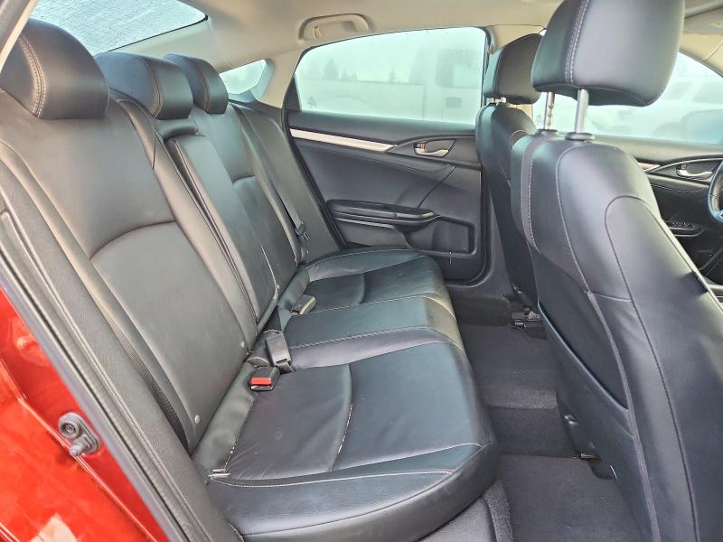 70306206 :رقم المزاد ، 19XFC1F74KE018880 vin ، 2019 Honda Civic مزاد بيع