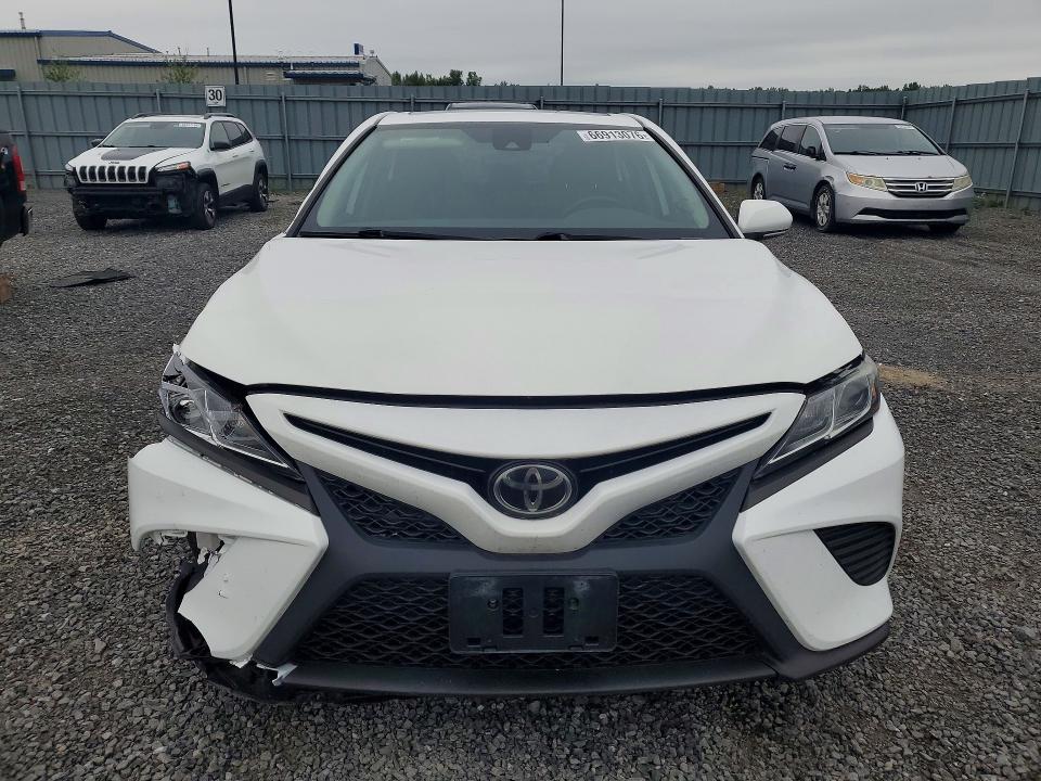 66913076 :رقم المزاد ، 4T1B11HK7KU777347 vin ، 2019 Toyota Camry مزاد بيع