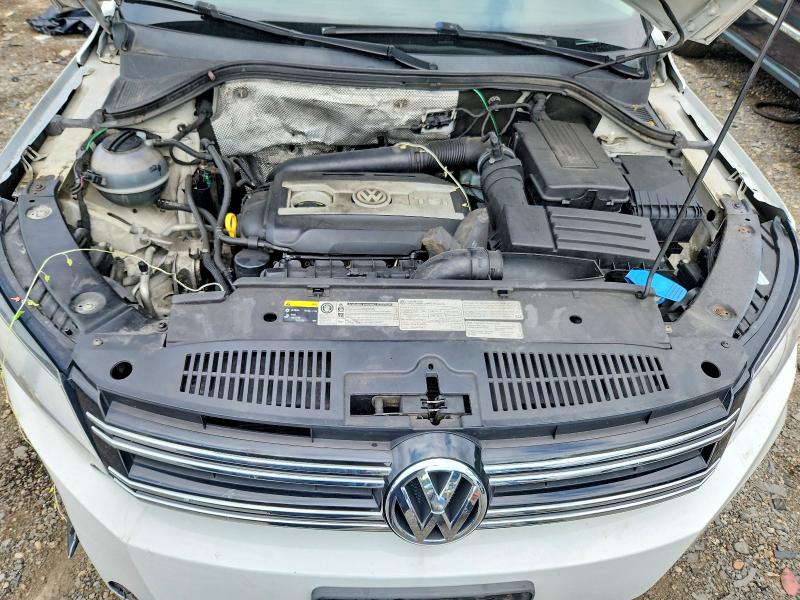 67213976 :رقم المزاد ، WVGBV7AX1GW613987 vin ، 2016 Volkswagen Tiguan مزاد بيع