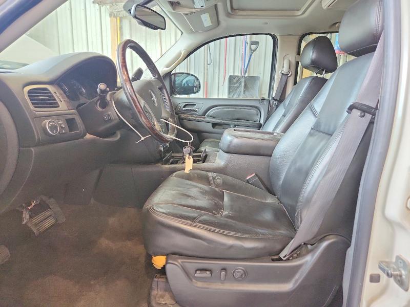 67842146 :رقم المزاد ، 1GKUKMEF2AR223819 vin ، 2010 Gmc Yukon Xl مزاد بيع