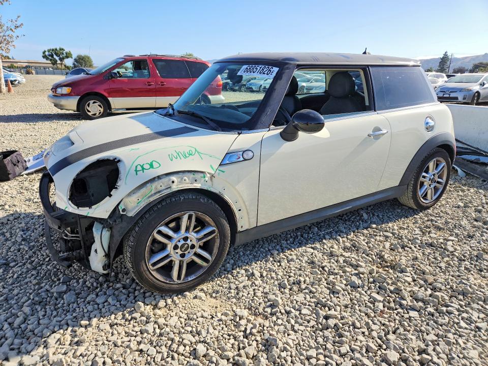 Продаж на аукціоні авто 2013 Mini Cooper, vin: WMWSV3C56DT389974, номер лоту: 68851826