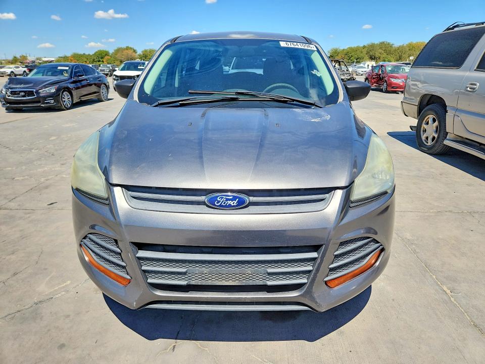 2014 Ford Escape მანქანა იყიდება აუქციონზე, vin: 1FMCU0F72EUE11546, აუქციონის ნომერი: 67641096