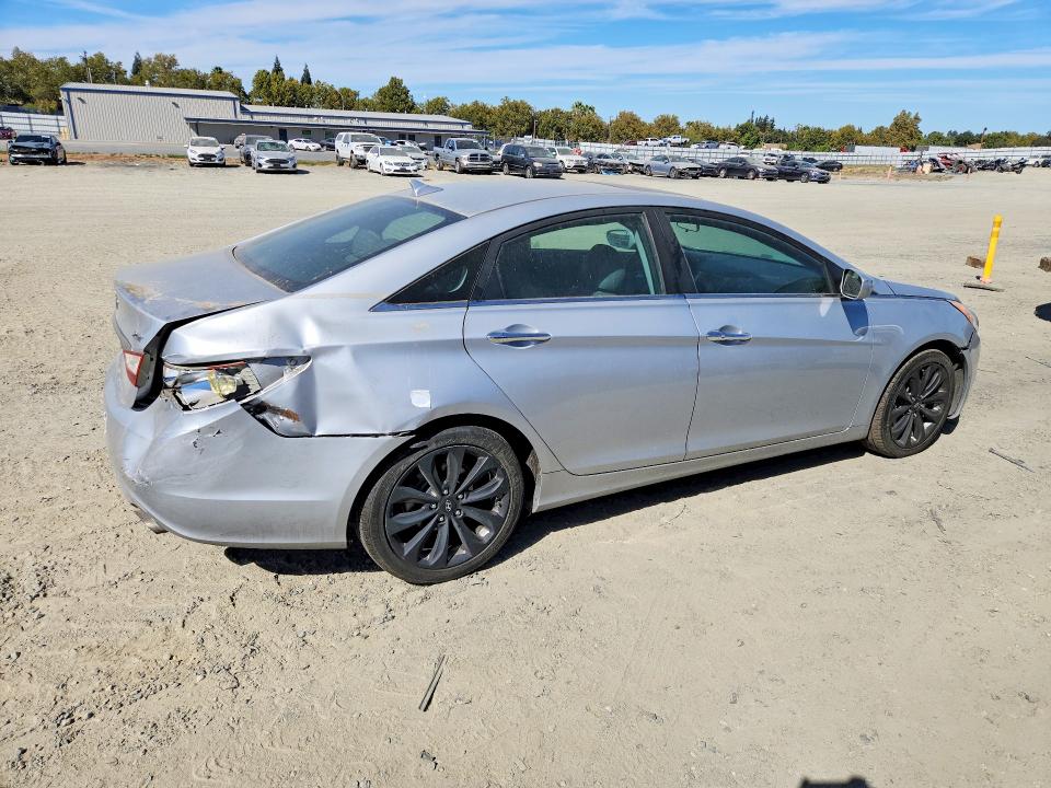 2011 Hyundai Sonata მანქანა იყიდება აუქციონზე, vin: 5NPEC4AB8BH173386, აუქციონის ნომერი: 70741976
