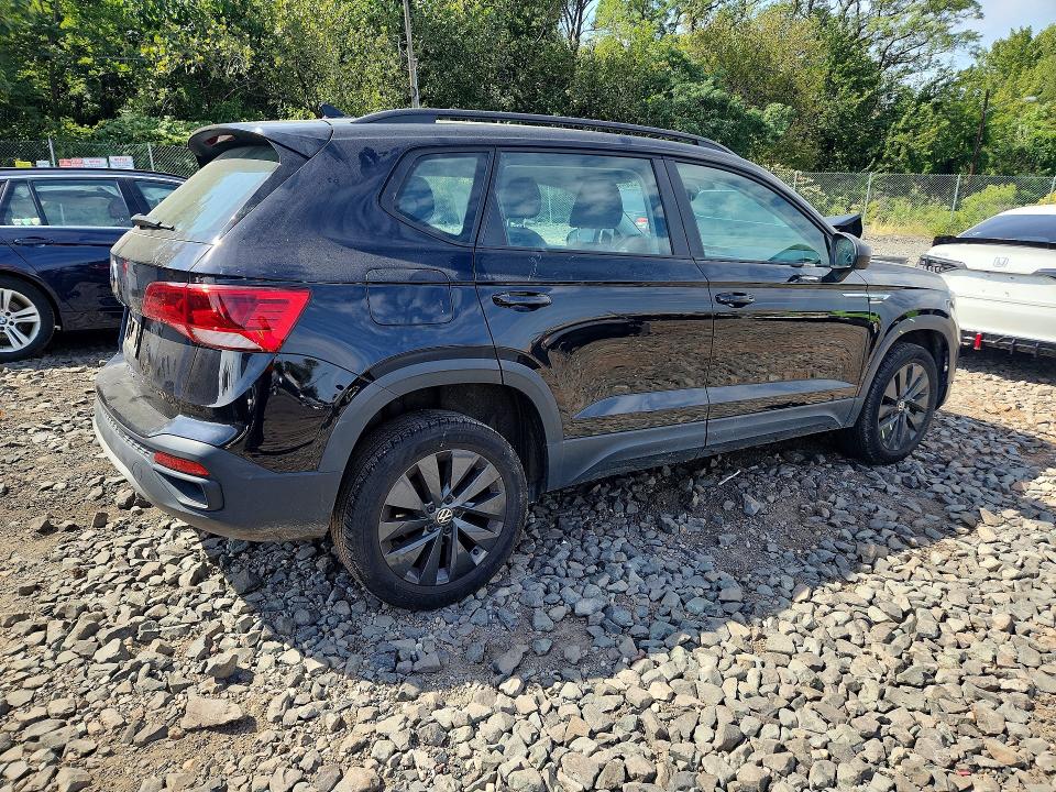 Продажа на аукционе авто 2024 Volkswagen Taos, vin: 3VV5X7B24RM003875, номер лота: 69356446