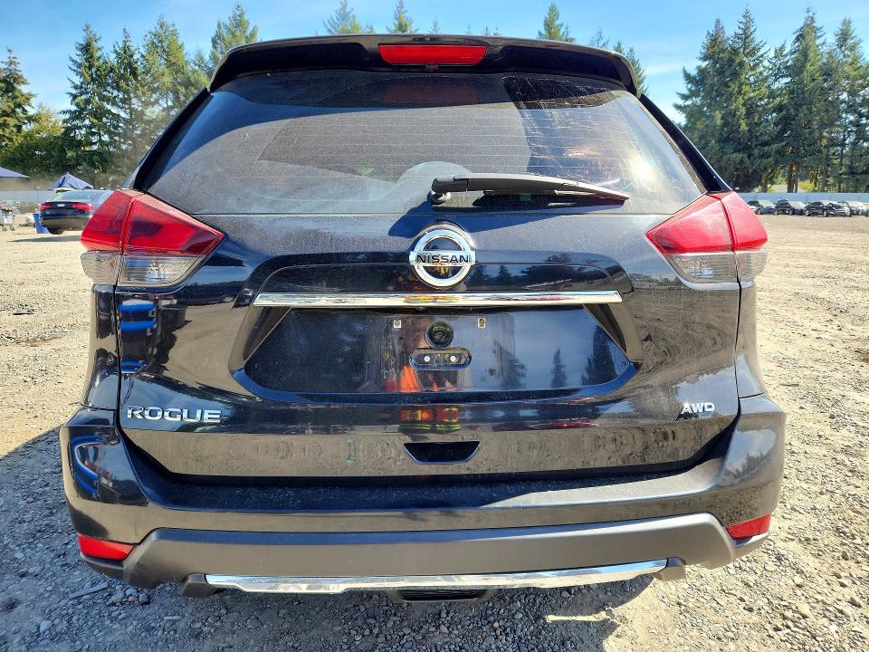 2018 Nissan Rogue მანქანა იყიდება აუქციონზე, vin: 5N1AT2MV4JC721883, აუქციონის ნომერი: 68299116