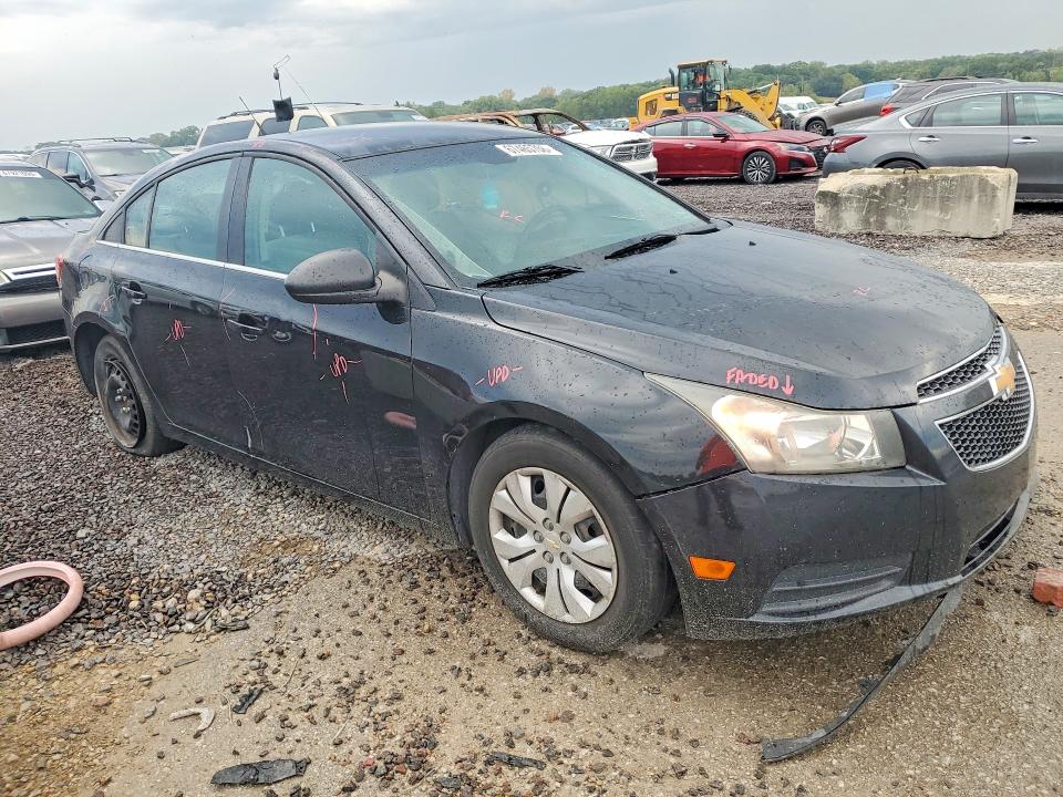 67465766 :رقم المزاد ، 1G1PC5SH7C7381775 vin ، 2012 Chevrolet Cruze مزاد بيع