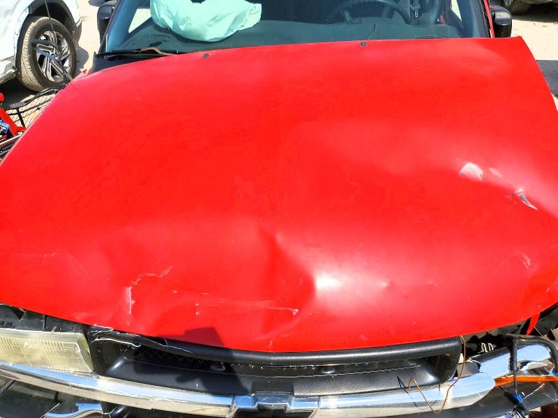 Продаж на аукціоні авто 2000 Chevrolet Blazer, vin: 1GNDT13W3Y2316501, номер лоту: 69507726