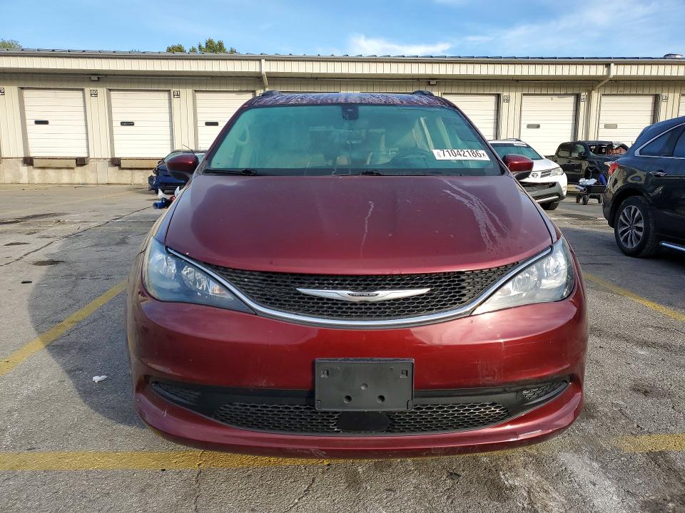 2021 Chrysler Voyager მანქანა იყიდება აუქციონზე, vin: 2C4RC1DG9MR523430, აუქციონის ნომერი: 71042186