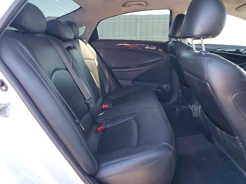 Продажа на аукционе авто 2012 Hyundai Sonata, vin: 5NPEC4AB7CH354903, номер лота: 70212096