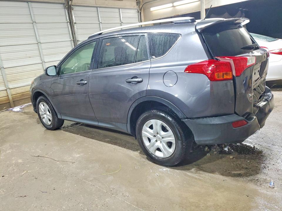 2015 Toyota Rav4 მანქანა იყიდება აუქციონზე, vin: JTMZFREV2FJ037102, აუქციონის ნომერი: 70303006