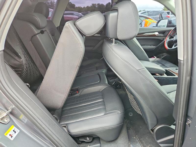 70516276 :رقم المزاد ، WA1BNAFY6J2226783 vin ، 2018 Audi Q5 مزاد بيع